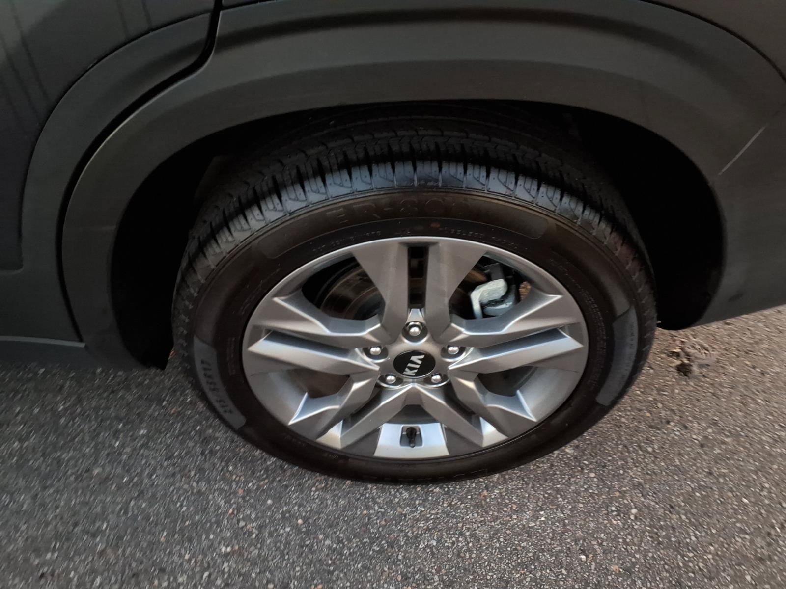Used 2021 Kia Seltos S AWD/4WD image 13