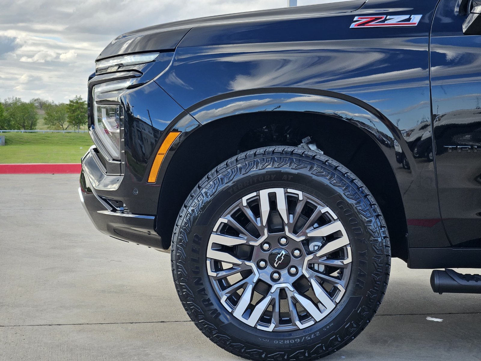 New 2027 Chevrolet Tahoe Z71 AWD/4WD image 11