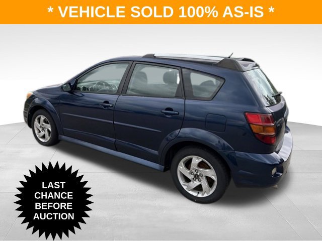 Used 2007 Pontiac Vibe w/ Sun And Sound Package FWD image 3