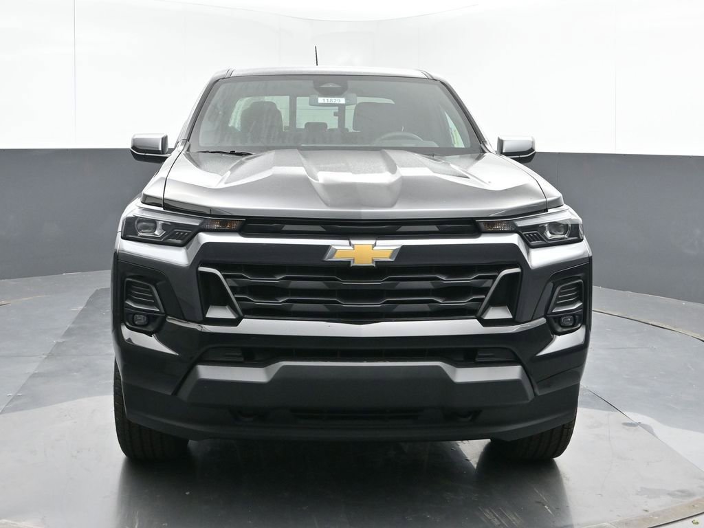 Used 2024 Chevrolet Colorado LT w/ LT Convenience Package III image 8