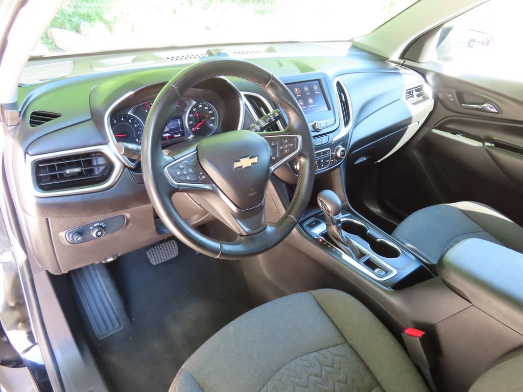 Used 2024 Chevrolet Equinox LT AWD/4WD image 4