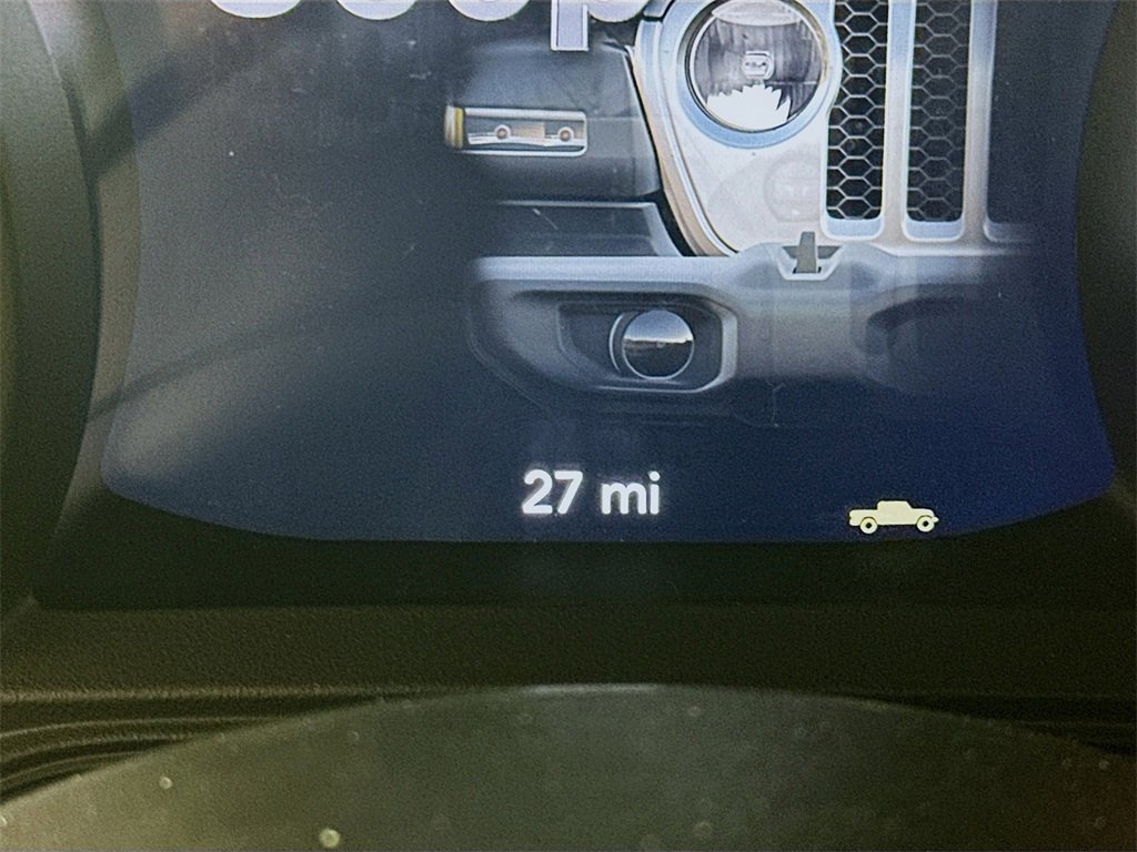 New 2025 Jeep Gladiator Sport image 11