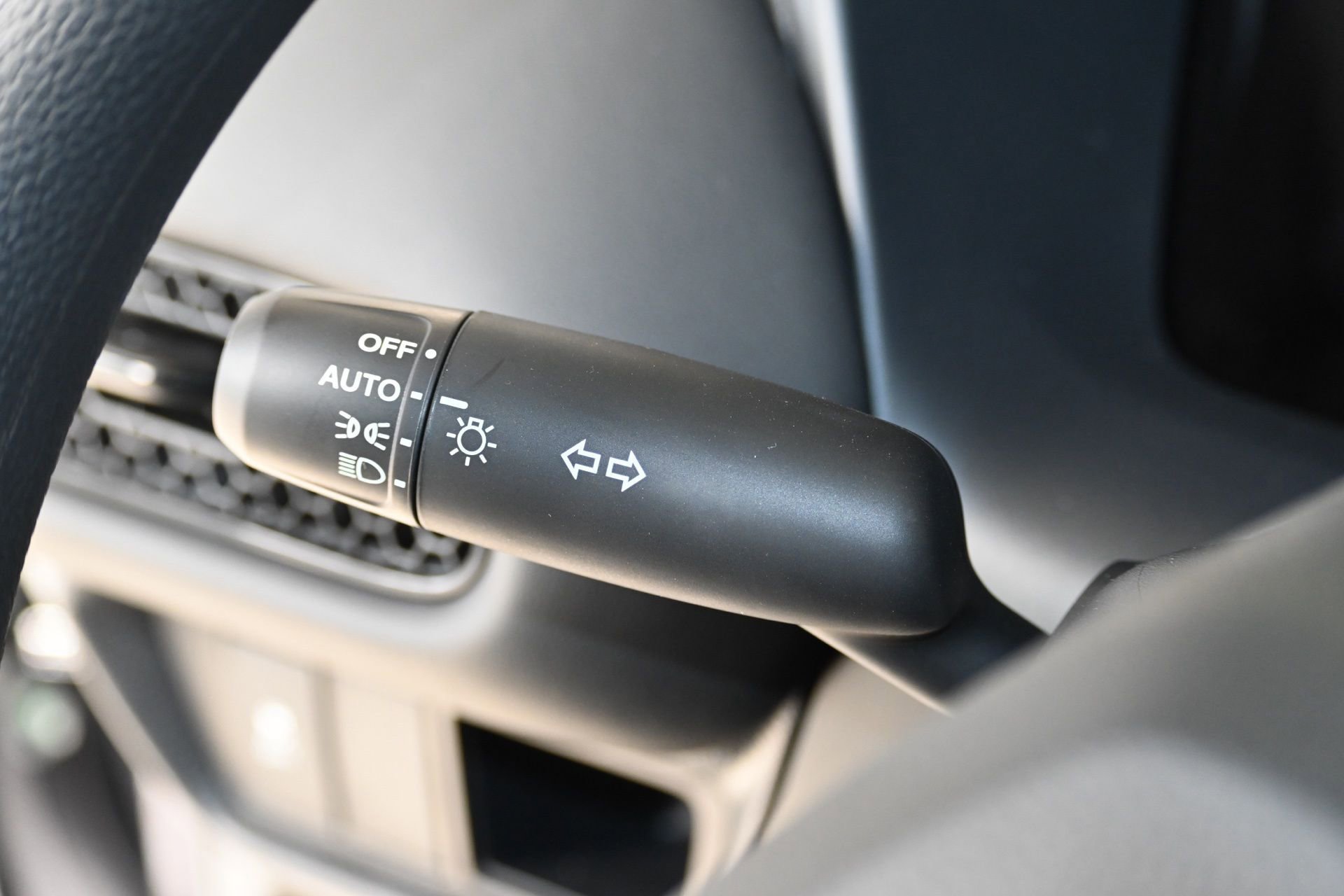 New 2026 Honda HR-V LX image 27