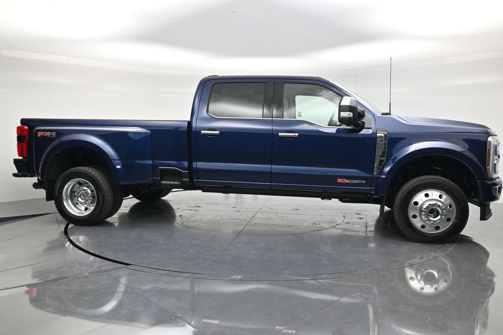 New 2027 Ford F450 Platinum w/ Platinum Plus Package AWD/4WD image 4