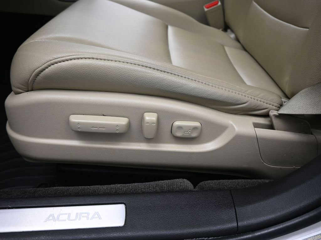 Used 2019 Acura TLX FWD image 10