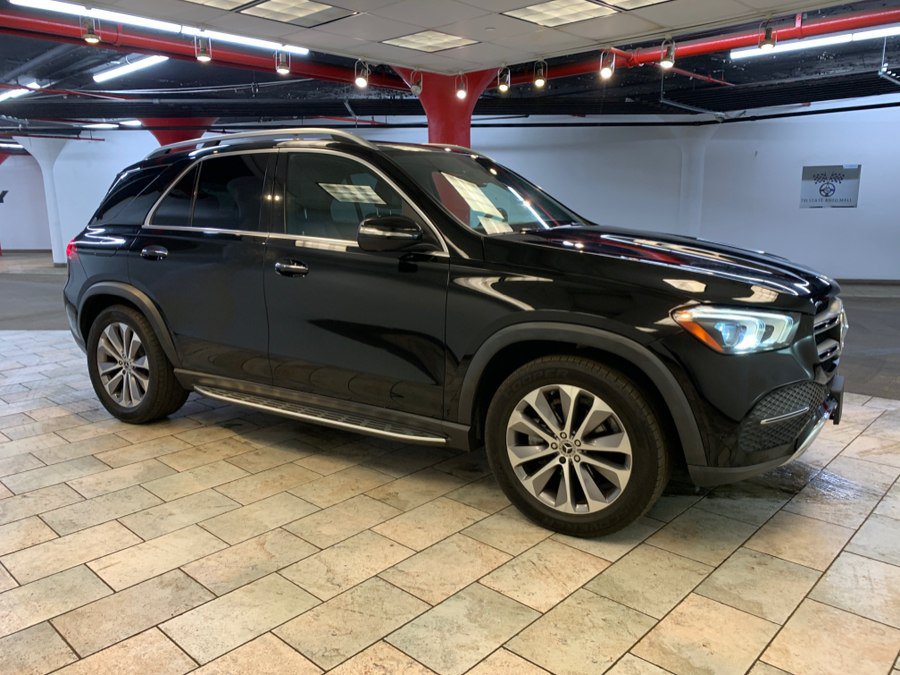 Used 2022 Mercedes-Benz GLE 350 4MATIC w/ Premium Package image 9