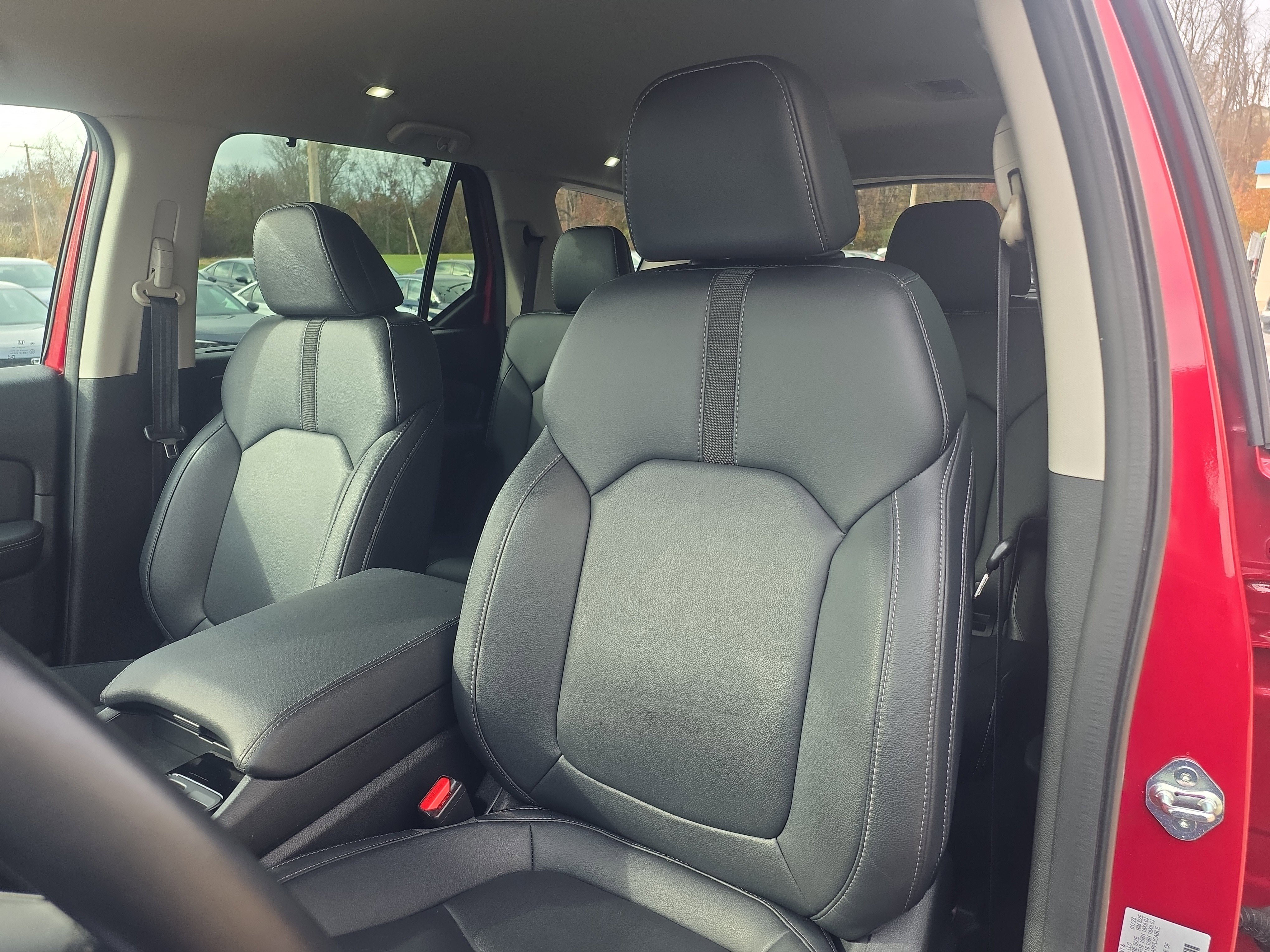 Used 2023 Honda Pilot EX-L image 12