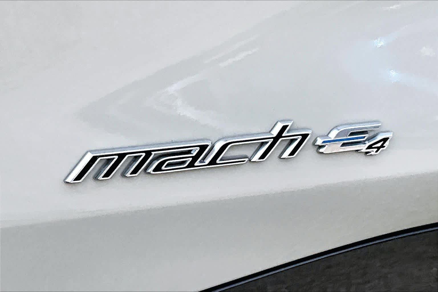 Used 2025 Ford Mustang Mach-E Premium w/ Sport Appearance Package AWD/4WD image 14