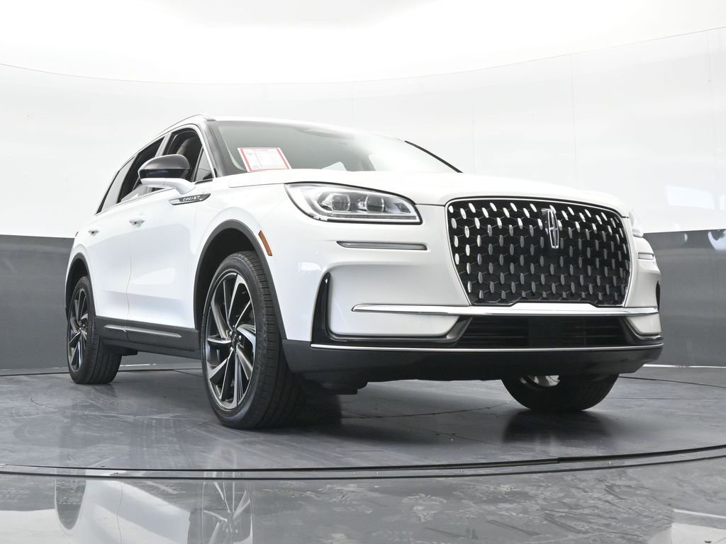 Used 2023 Lincoln Corsair Reserve AWD/4WD image 60