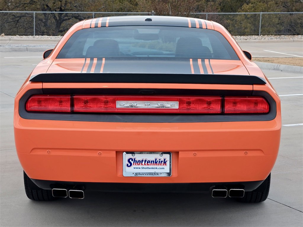 Used 2014 Dodge Challenger R/T image 7