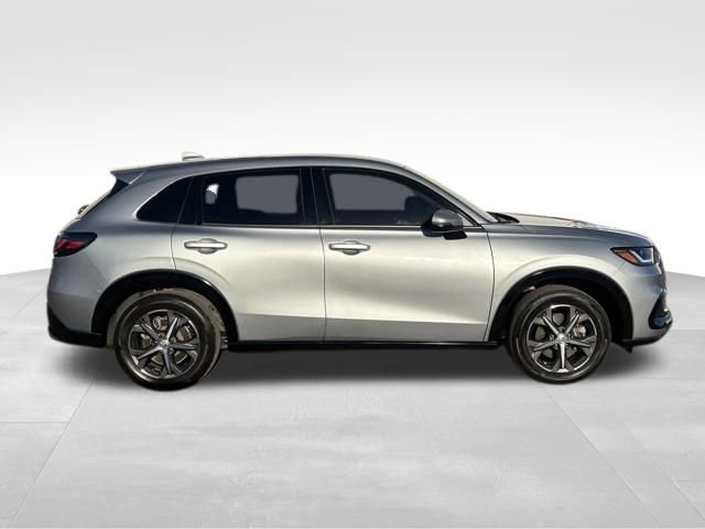 Used 2023 Honda HR-V EX-L image 4