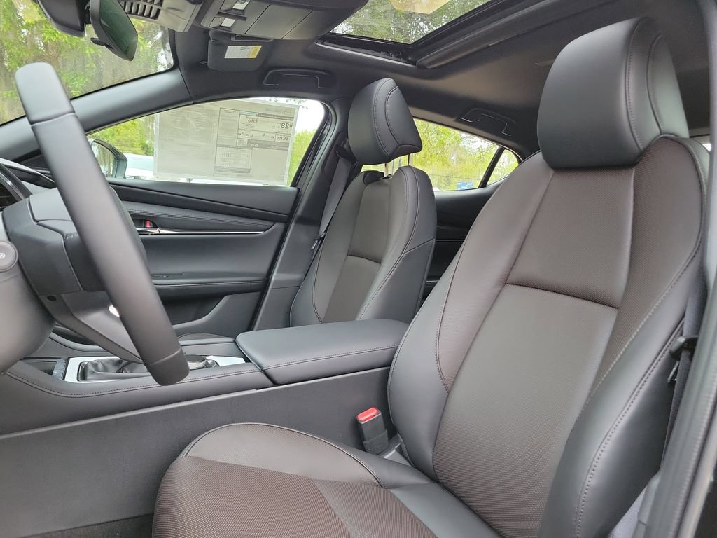 New 2026 MAZDA MAZDA3 2.5 S Hatchback w/ Premium Pkg FWD image 16