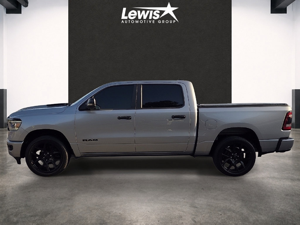 Used 2024 RAM 1500 Laramie AWD/4WD image 2