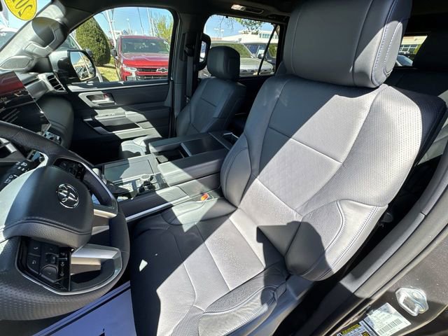 Used 2024 Toyota Sequoia Platinum image 21