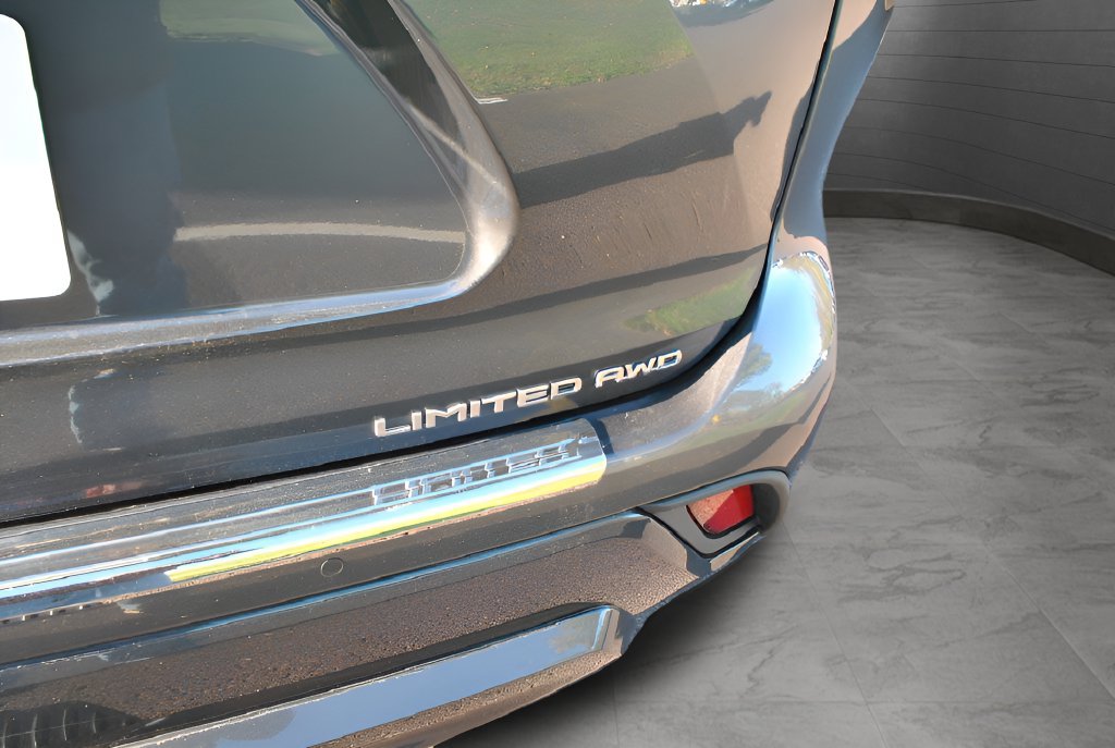 Certified 2021 Toyota Highlander Limited AWD/4WD image 20