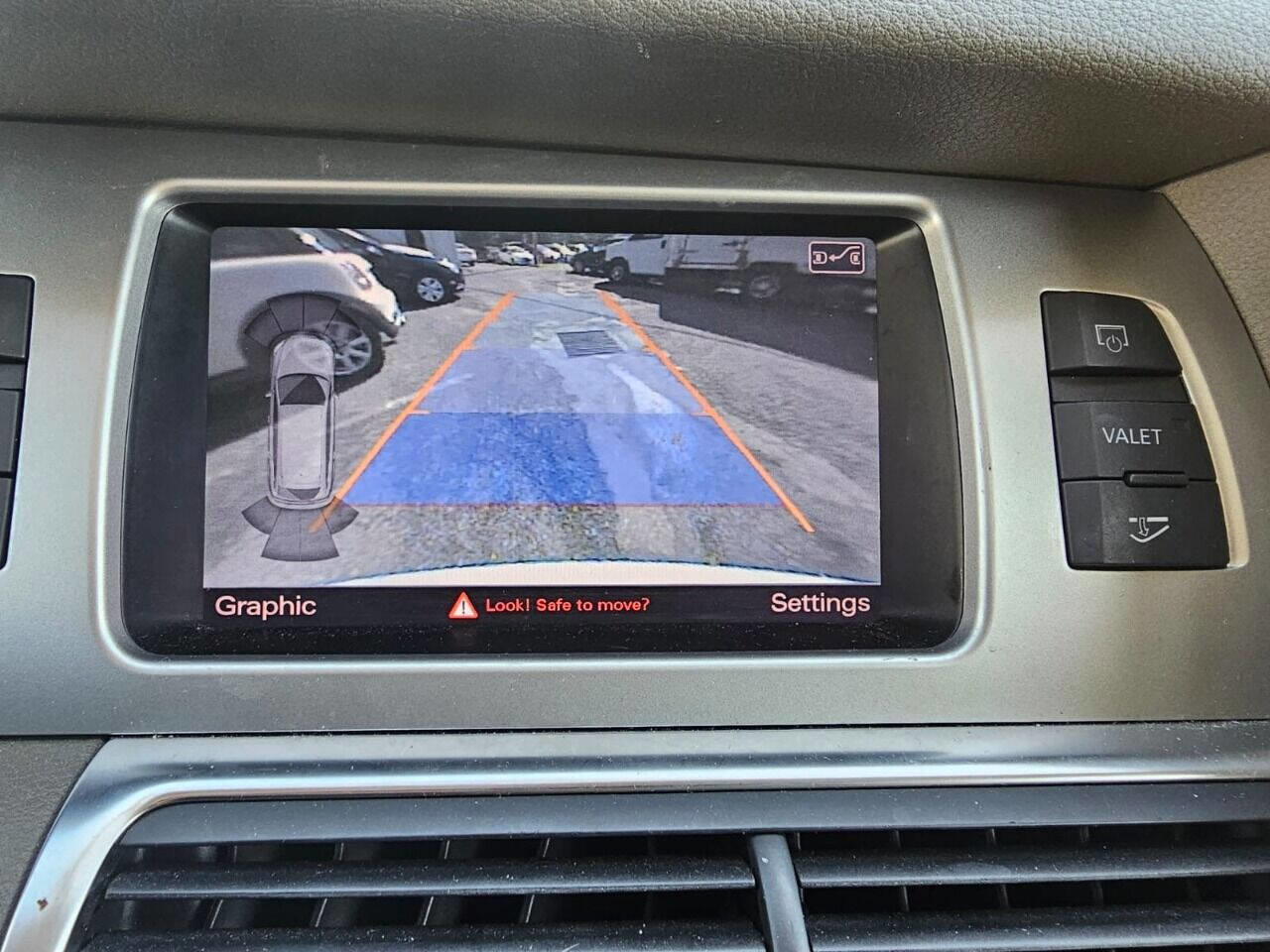 Used 2013 Audi Q7 3.0T Premium Plus image 16