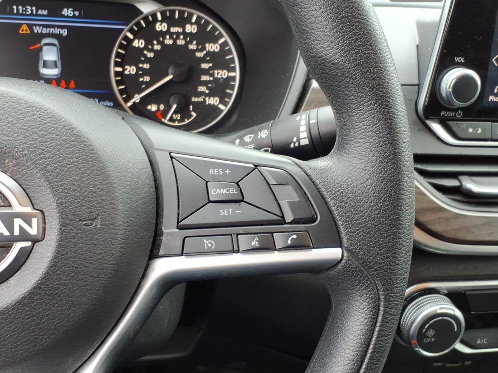 Used 2023 Nissan Altima 2.5 SV image 14