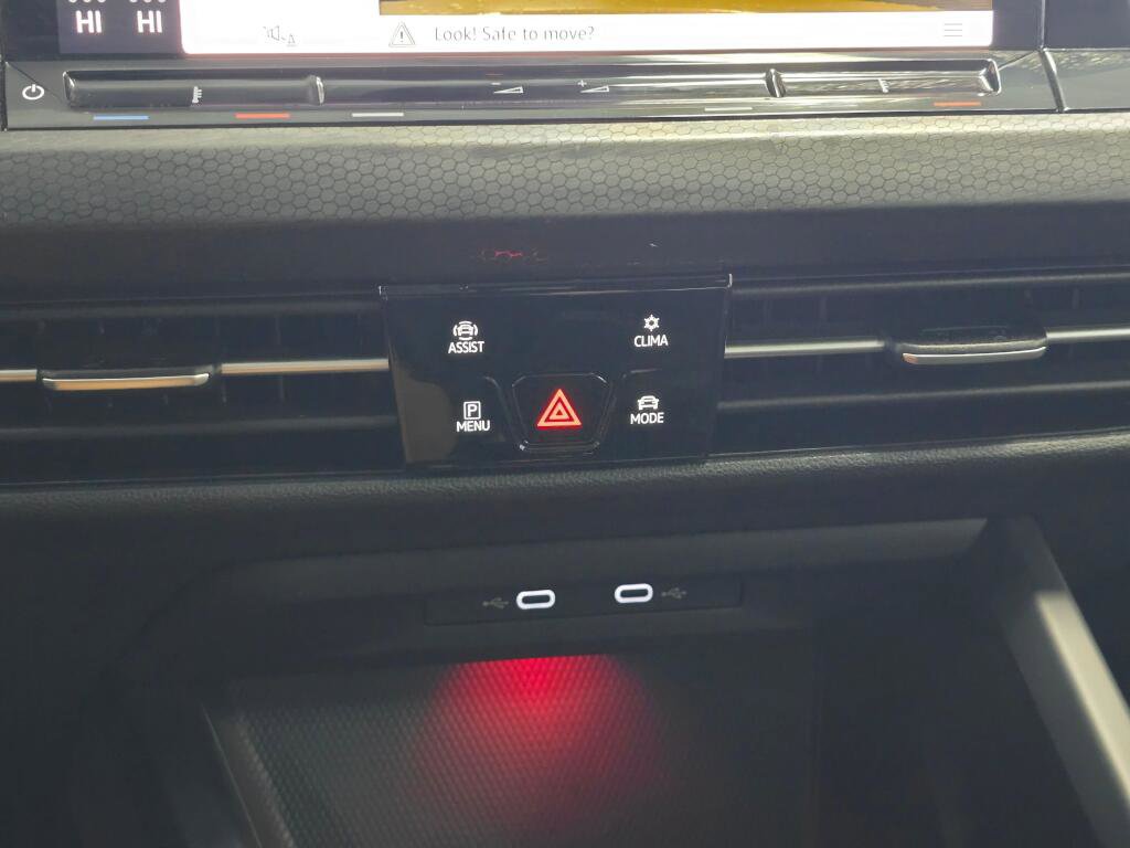 Used 2022 Volkswagen GTI Autobahn image 32