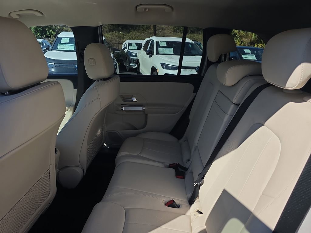 Used 2022 Mercedes-Benz GLB 250 GLB 250 image 10
