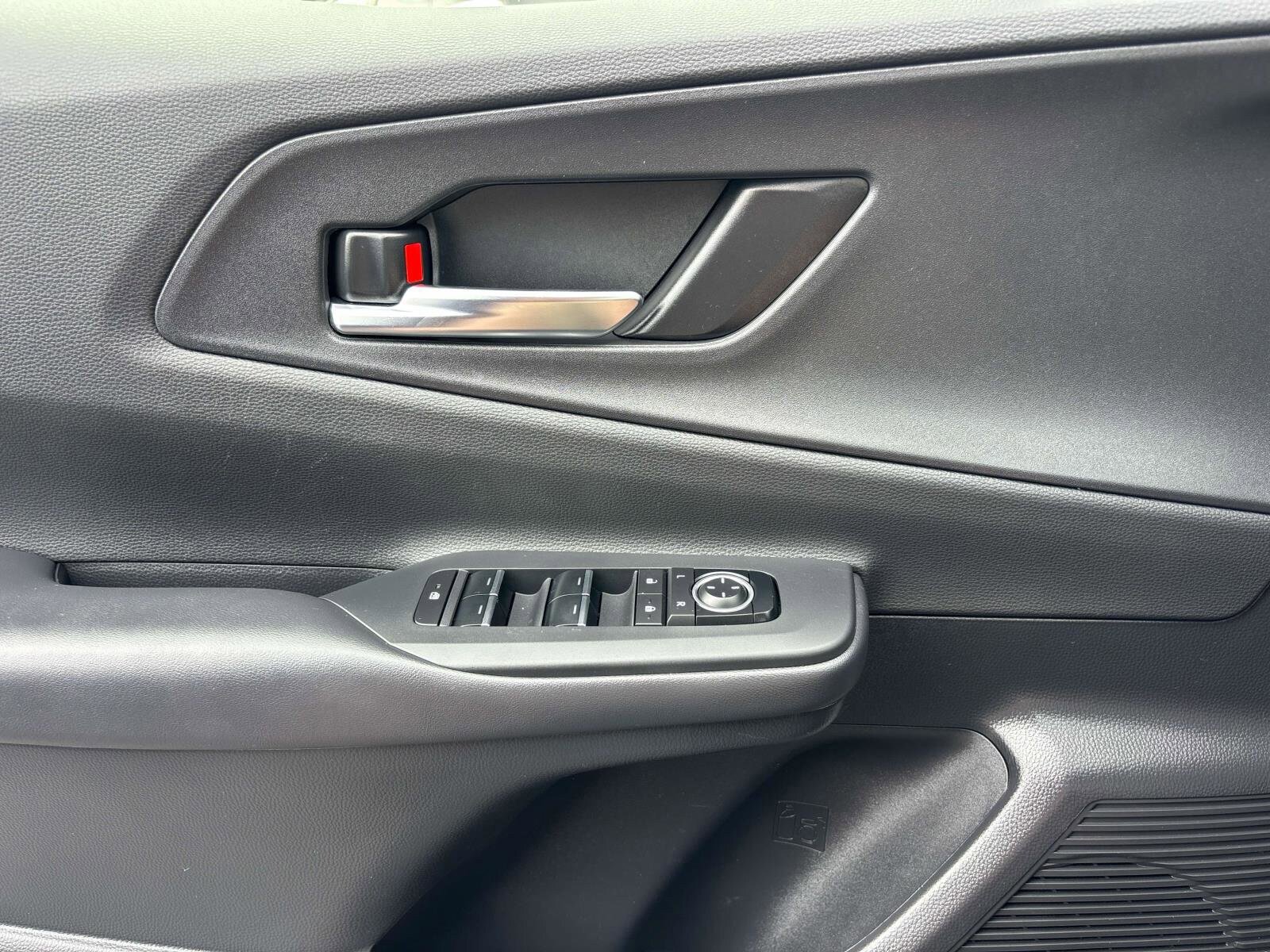 Used 2024 Toyota Prius Prime FWD image 15