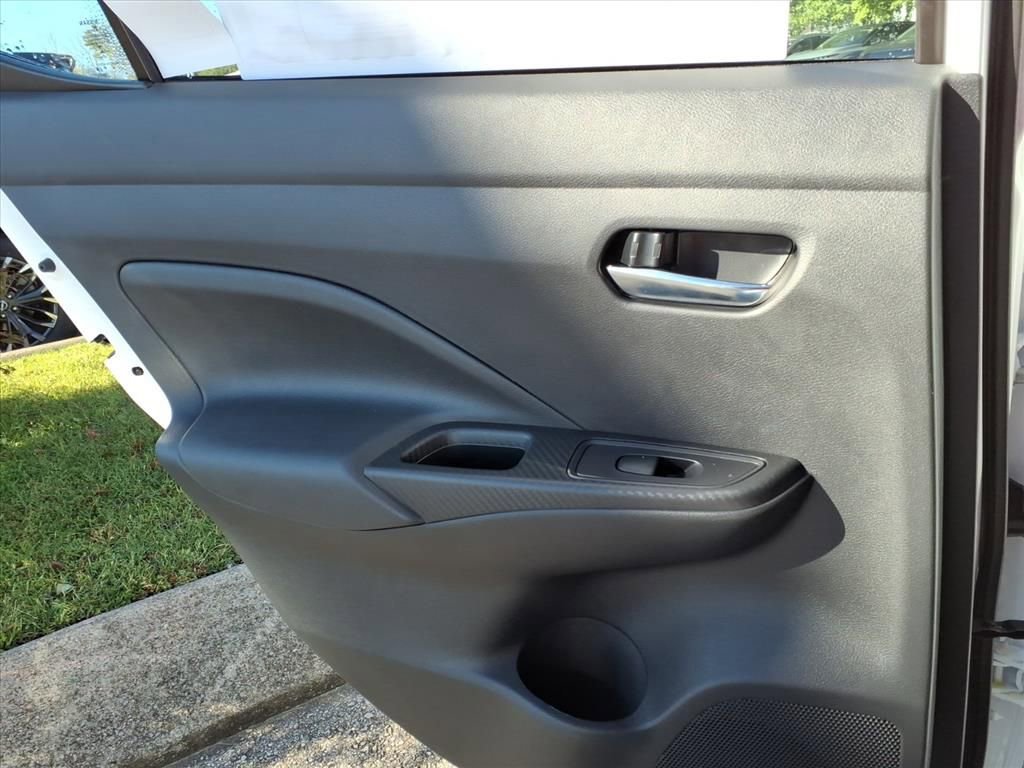New 2025 Nissan Versa SV w/ Trunk Package FWD image 8