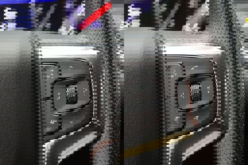 Used 2023 Chevrolet Blazer LT w/ Driver Confidence Package image 19