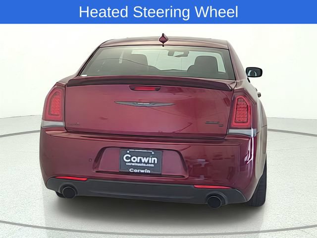 Used 2023 Chrysler 300 C RWD image 5