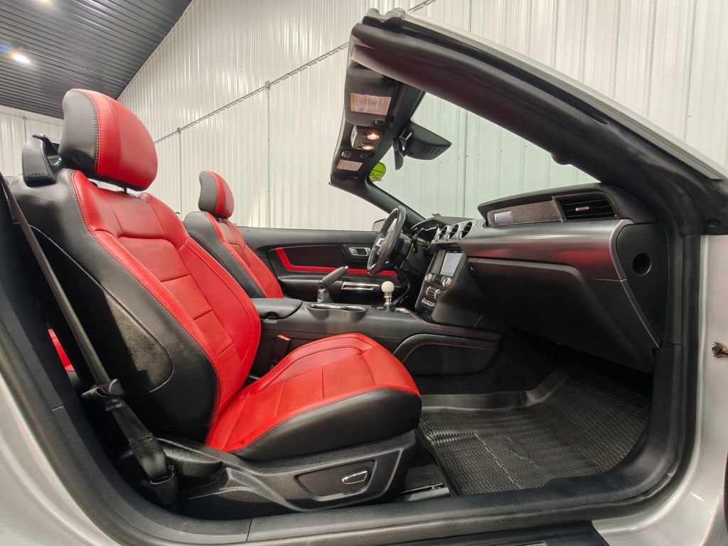 Used 2019 Ford Mustang Premium w/ Equipment Group 201A RWD image 29