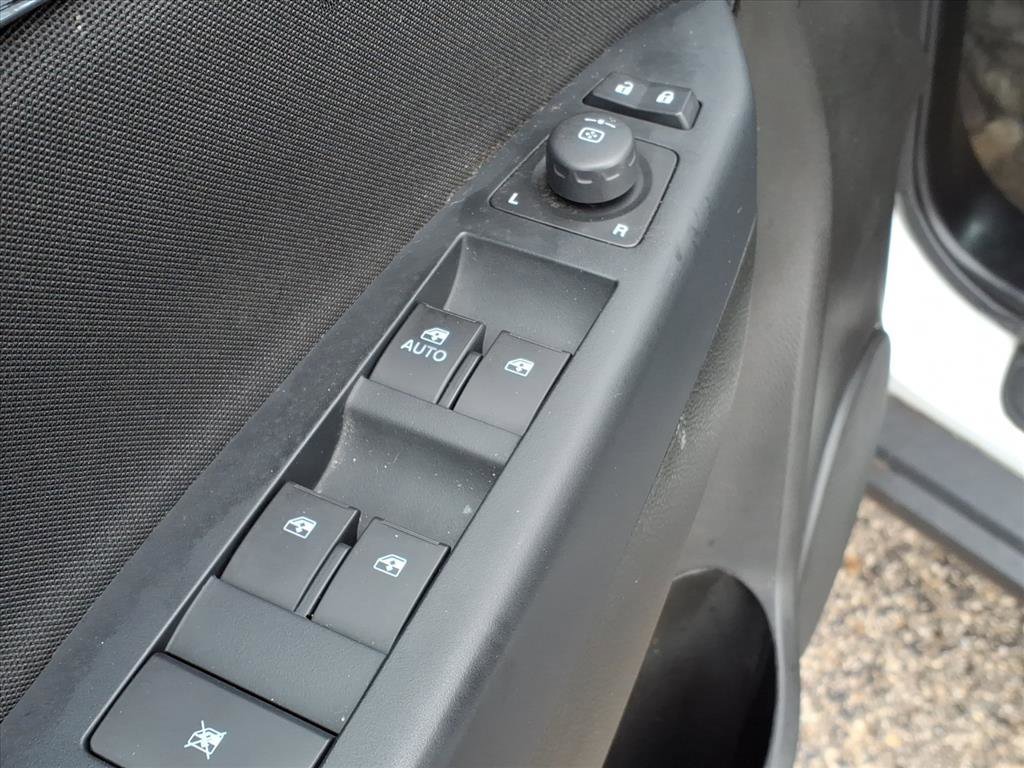 Used 2014 Chevrolet Captiva Sport LS image 6