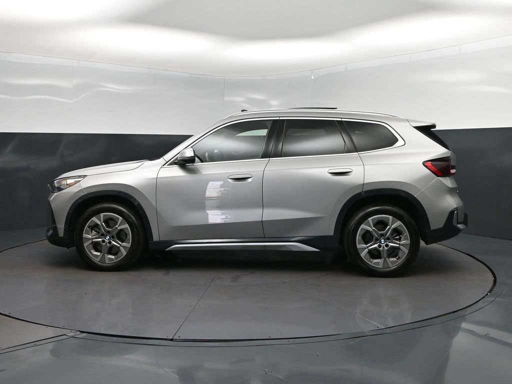Certified 2025 BMW X1 xDrive28i AWD/4WD image 4