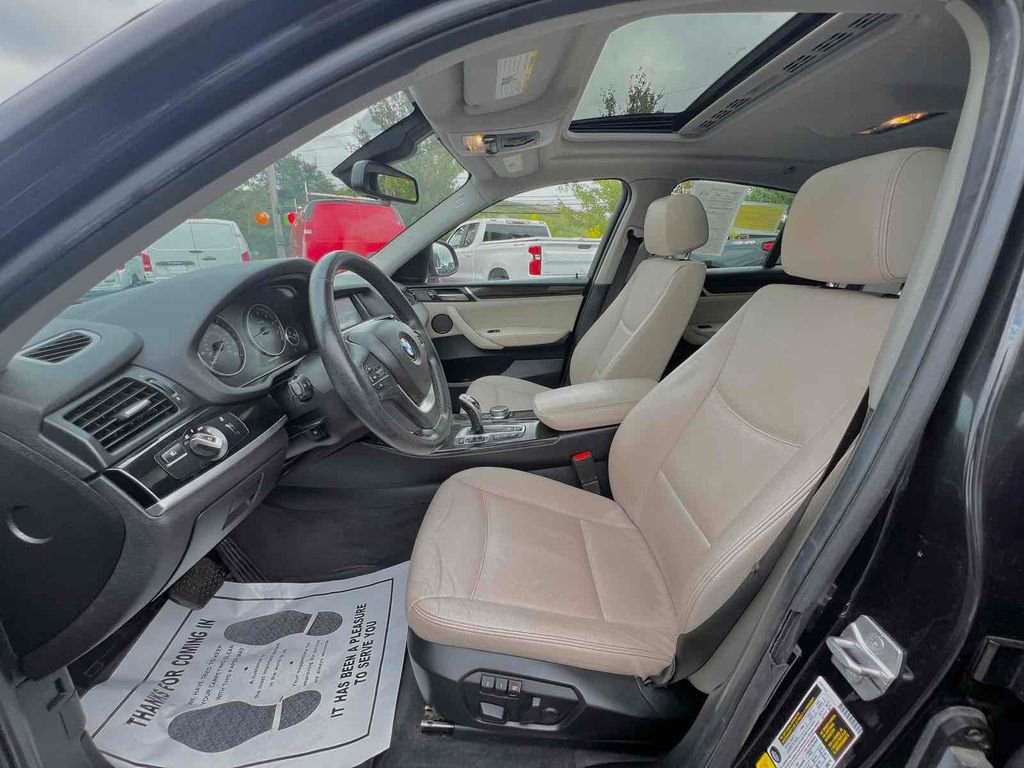 Used 2017 BMW X4 xDrive28i image 13