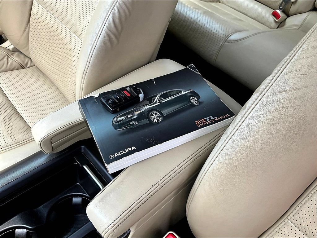 Used 2012 Acura TL w/ Technology Package FWD image 39