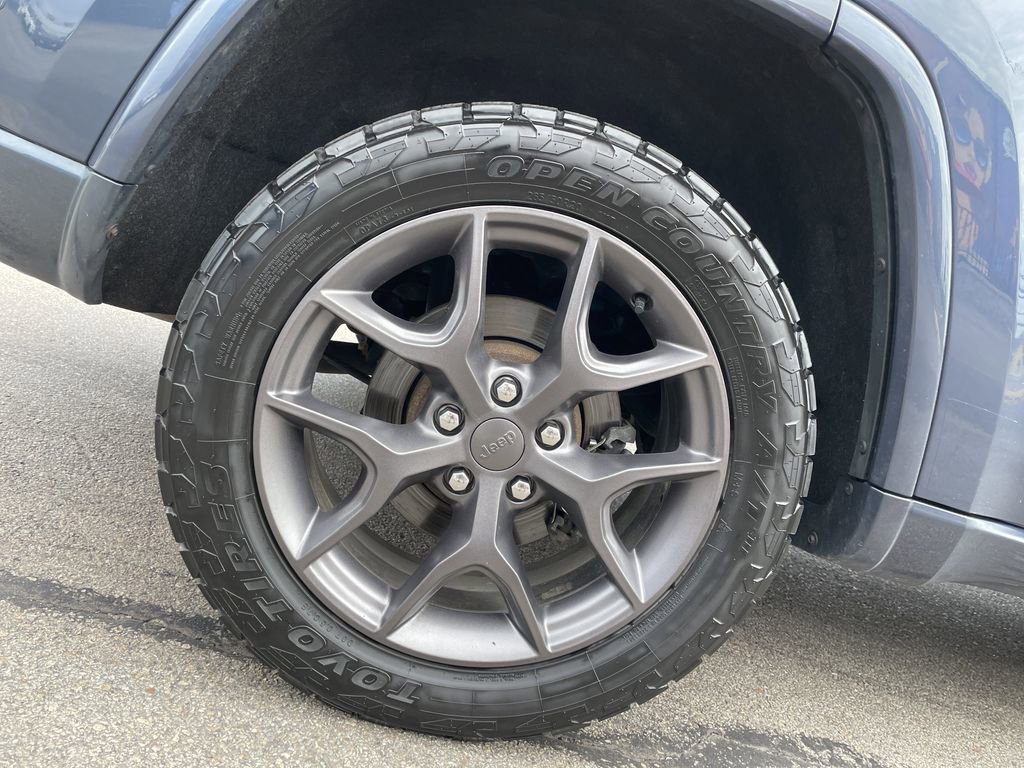Certified 2021 Jeep Grand Cherokee Limited w/ Quick Order Package 28K 80th AWD/4WD image 12