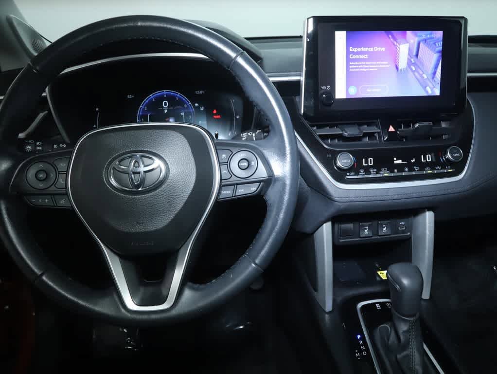 Certified 2023 Toyota Corolla Cross XLE w/ Convenience Package FWD image 28