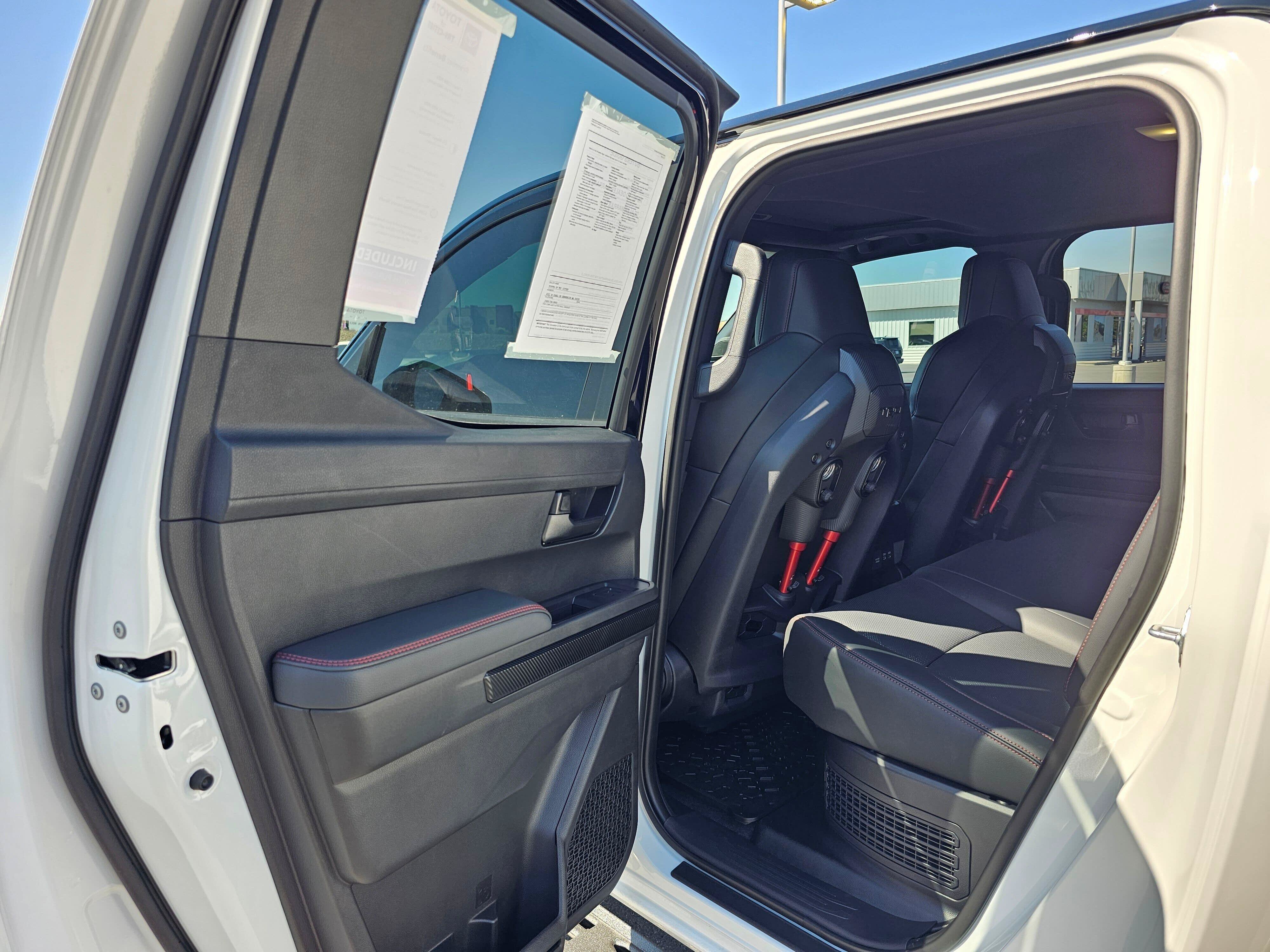 Used 2025 Toyota Tacoma TRD Pro AWD/4WD image 17