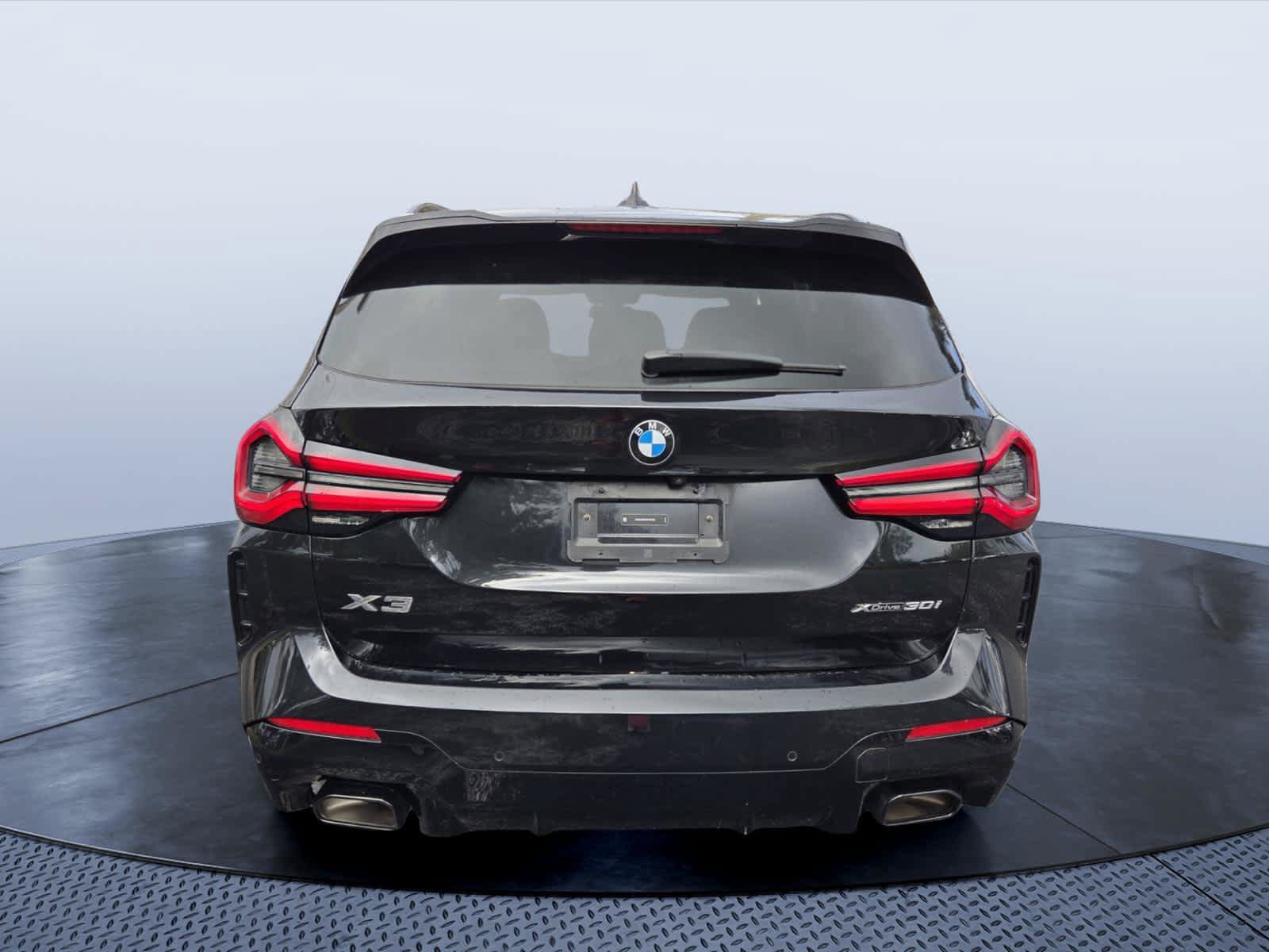 Certified 2024 BMW X3 xDrive30i w/ Premium Package AWD/4WD image 4