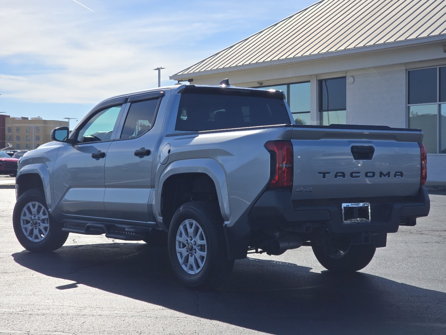 Used 2024 Toyota Tacoma SR AWD/4WD image 14