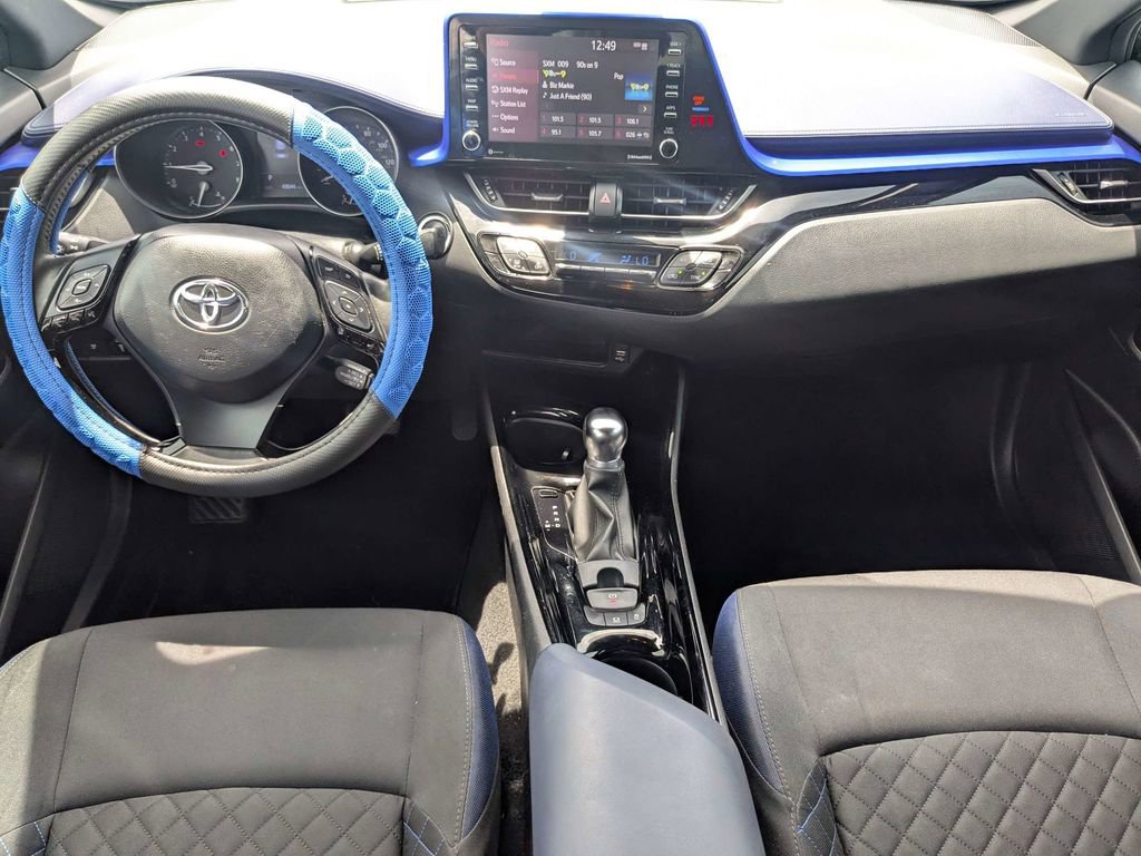 Used 2020 Toyota C-HR XLE FWD image 15