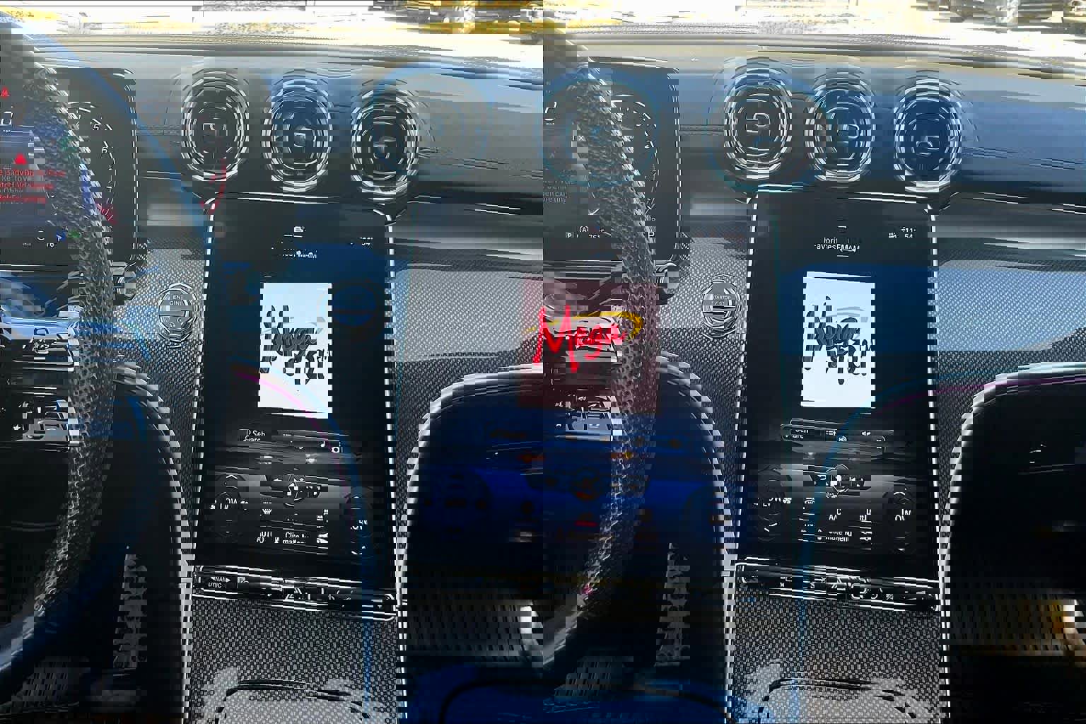 Used 2023 Mercedes-Benz C 300 Sedan image 6