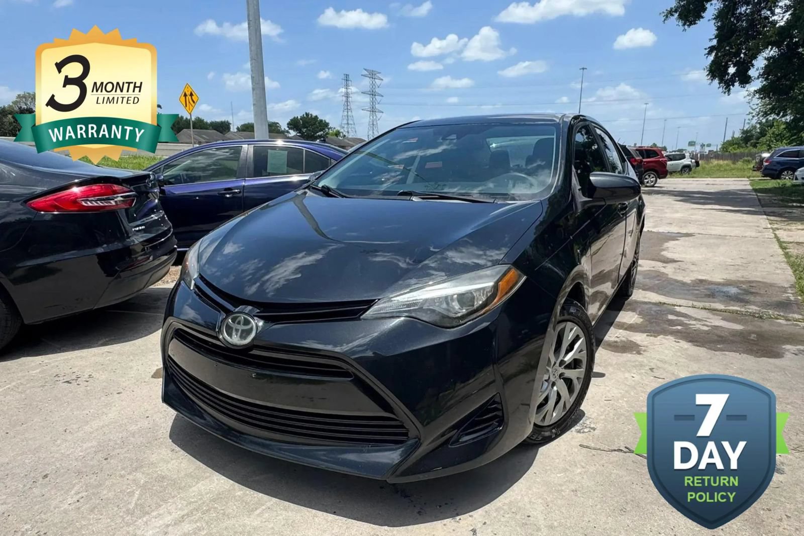 Used 2017 Toyota Corolla LE FWD image 1