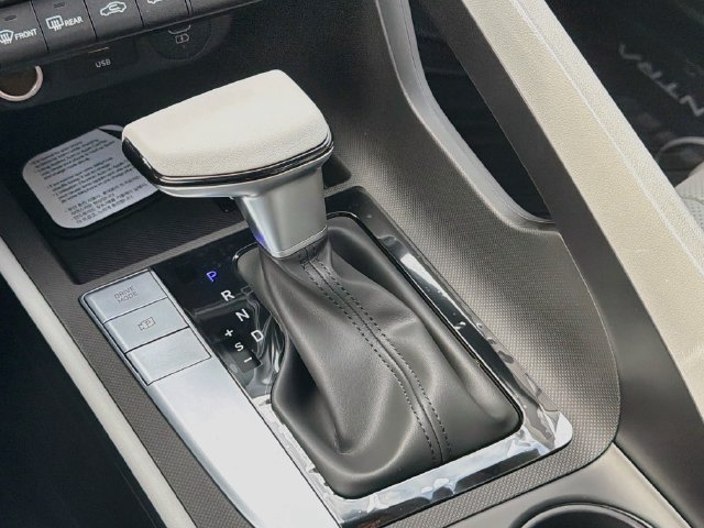 New 2026 Hyundai Elantra SEL Sport FWD image 16