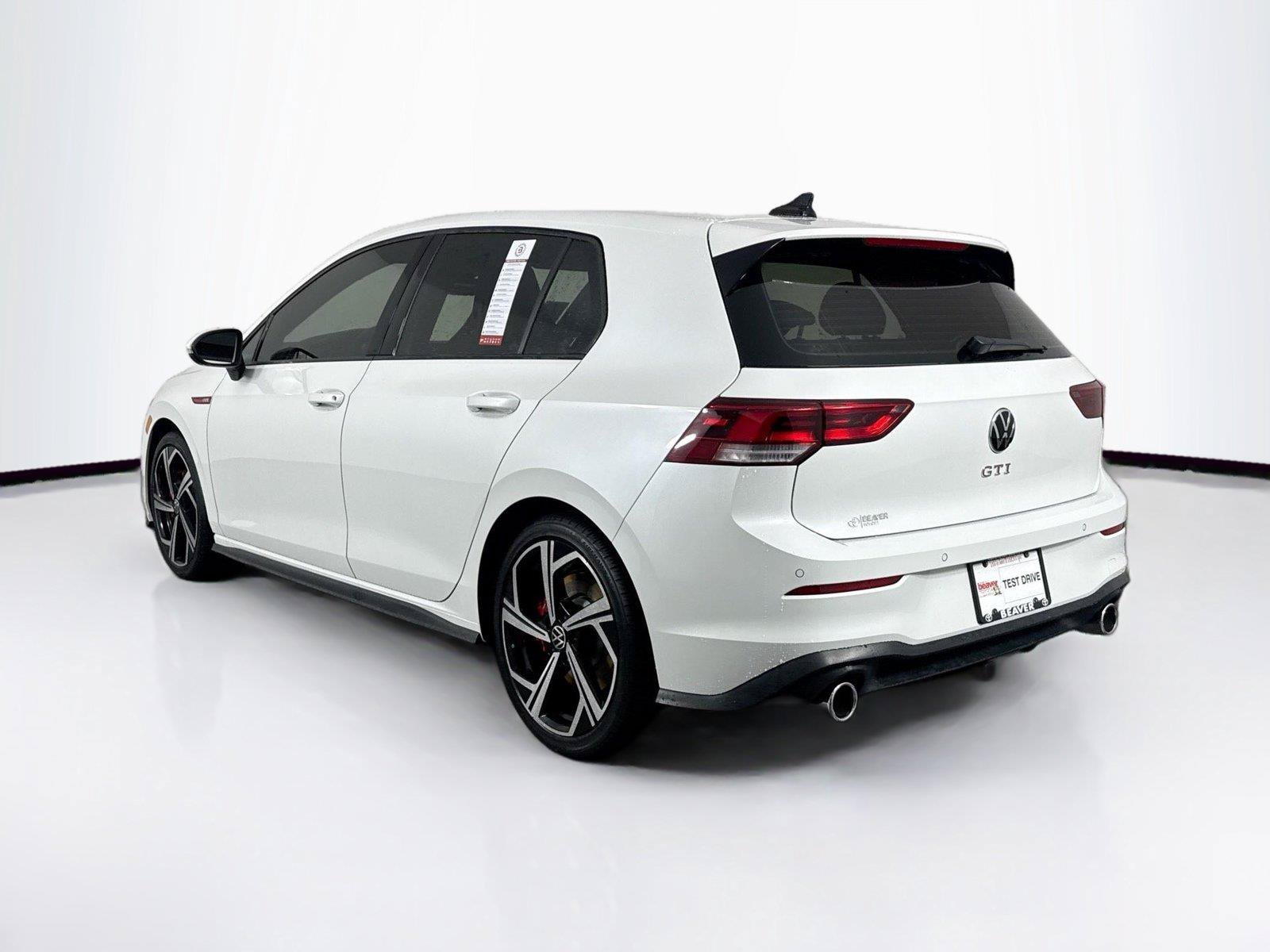Used 2024 Volkswagen GTI SE FWD image 13