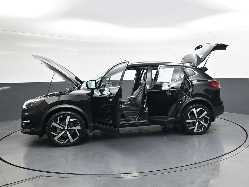 Used 2022 Nissan Rogue Sport SL w/ Premium Package image 44
