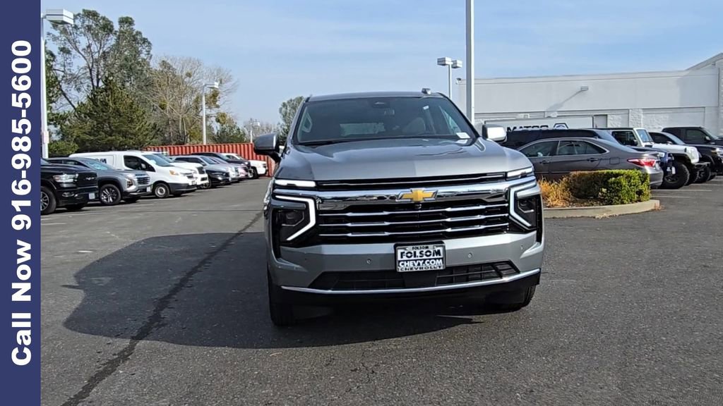 New 2026 Chevrolet Suburban LT image 4