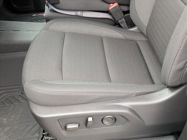 New 2026 Chevrolet Silverado 1500 Custom Trail Boss w/ Midnight Edition image 4