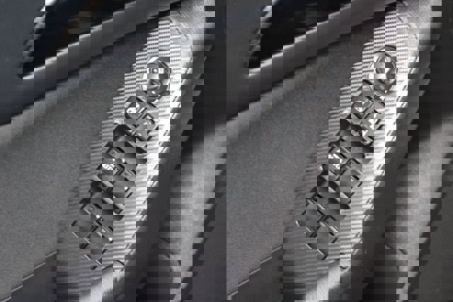 Used 2015 MAZDA MAZDA3 i Sport image 7