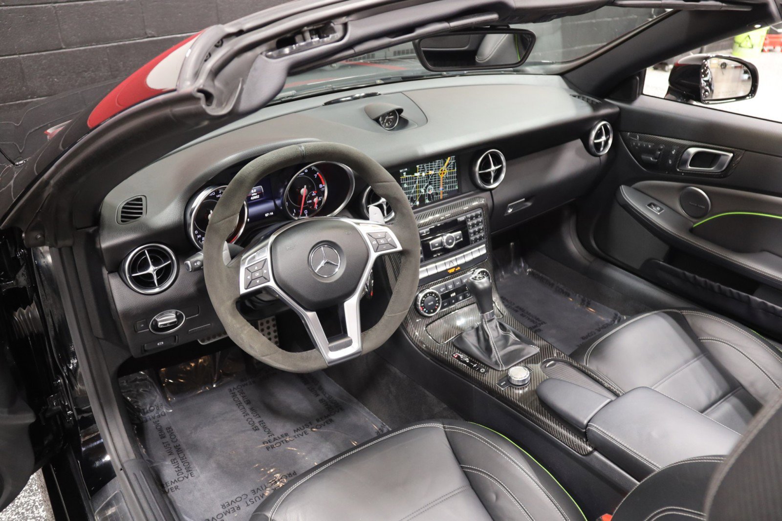 Used 2015 Mercedes-Benz SLK 55 AMG image 37