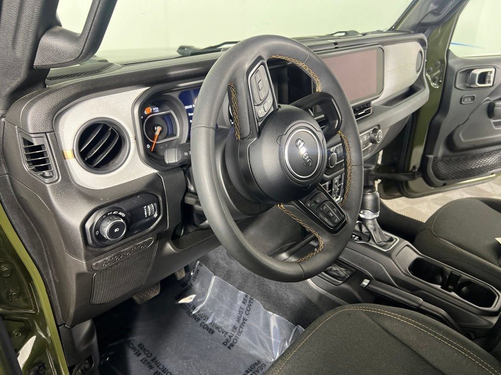 Used 2024 Jeep Wrangler Unlimited Sport AWD/4WD image 18