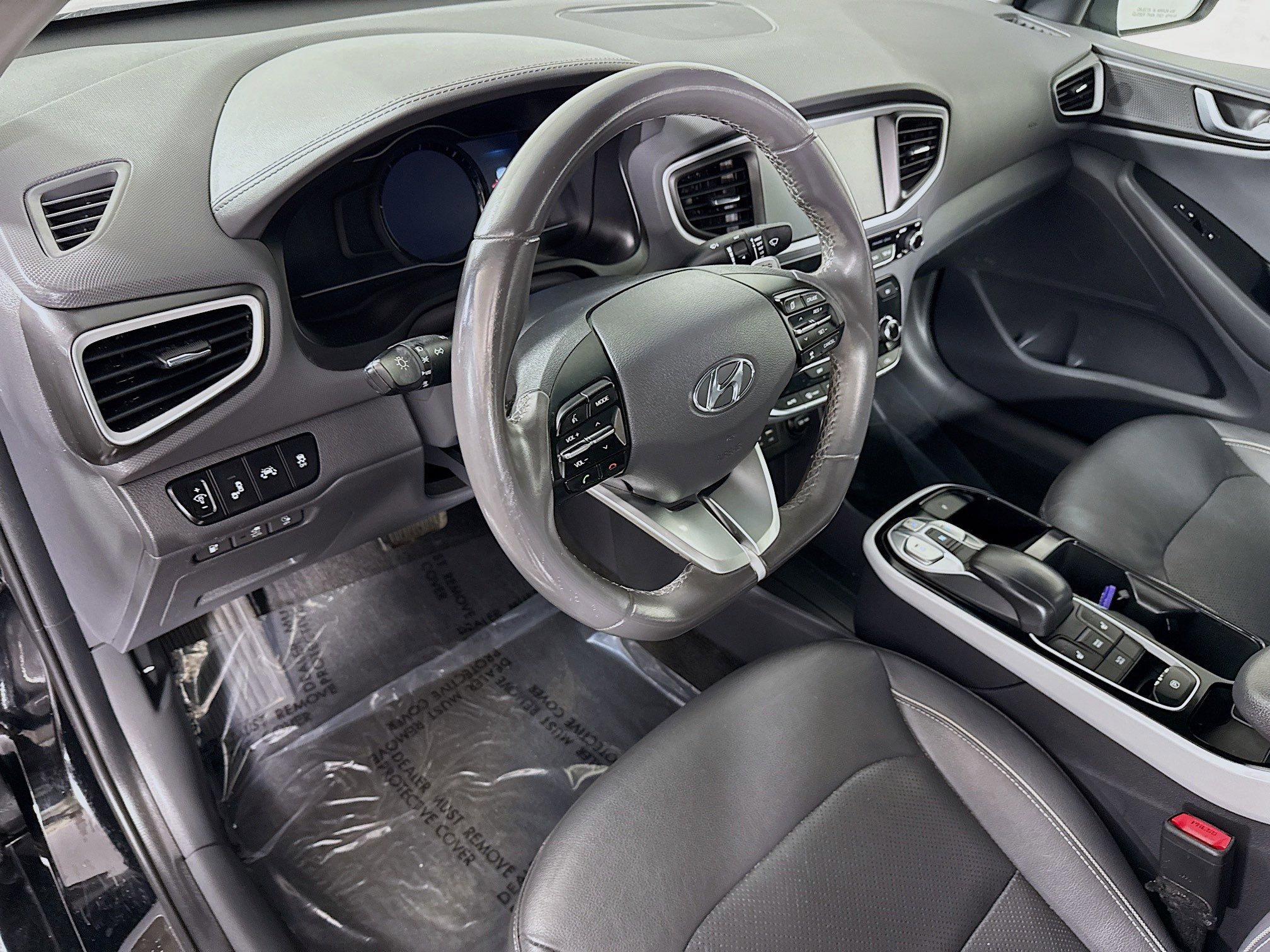 Used 2019 Hyundai Ioniq Limited image 23