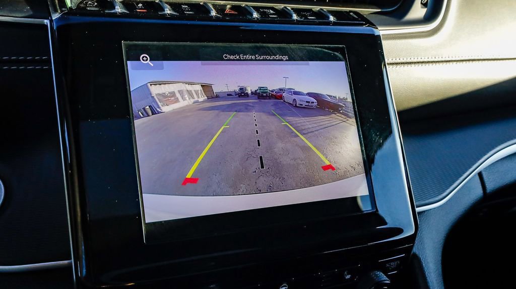 New 2025 Jeep Grand Cherokee L Altitude image 26